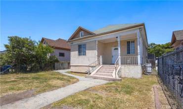 1425 E 22nd Street, Los Angeles, California 90011, 2 Bedrooms Bedrooms, ,1 BathroomBathrooms,Residential,Buy,1425 E 22nd Street,OC24159319