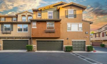 10165 Brightwood Ln 2, Santee, California 92071, 3 Bedrooms Bedrooms, ,3 BathroomsBathrooms,Residential,Buy,10165 Brightwood Ln 2,240018485SD