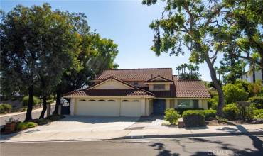 16658 Rocky Creek Drive, Riverside, California 92503, 4 Bedrooms Bedrooms, ,3 BathroomsBathrooms,Residential,Buy,16658 Rocky Creek Drive,IV24162116