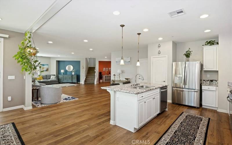 Dining Room & Kitchen