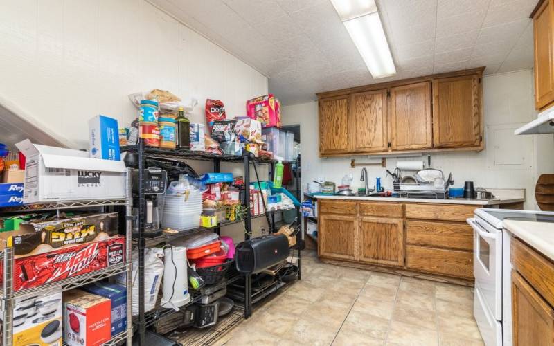 Duplex back unit kitchen