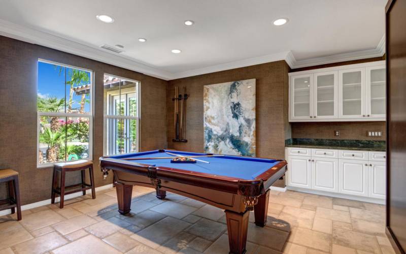 BILLIARDS ROOM