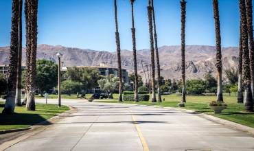 910 Island Dr #107, Rancho Mirage, CA 92