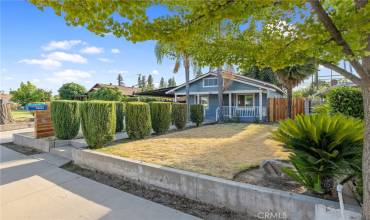 909 Rawson, Sanger, California 93657, 3 Bedrooms Bedrooms, ,2 BathroomsBathrooms,Residential,Buy,909 Rawson,FR24158775