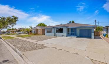 12923 Mckinley Avenue, Los Angeles, California 90059, 5 Bedrooms Bedrooms, ,3 BathroomsBathrooms,Residential,Buy,12923 Mckinley Avenue,CV24162799