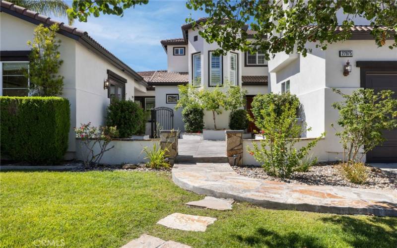 Access to courtyard, casita, and main house