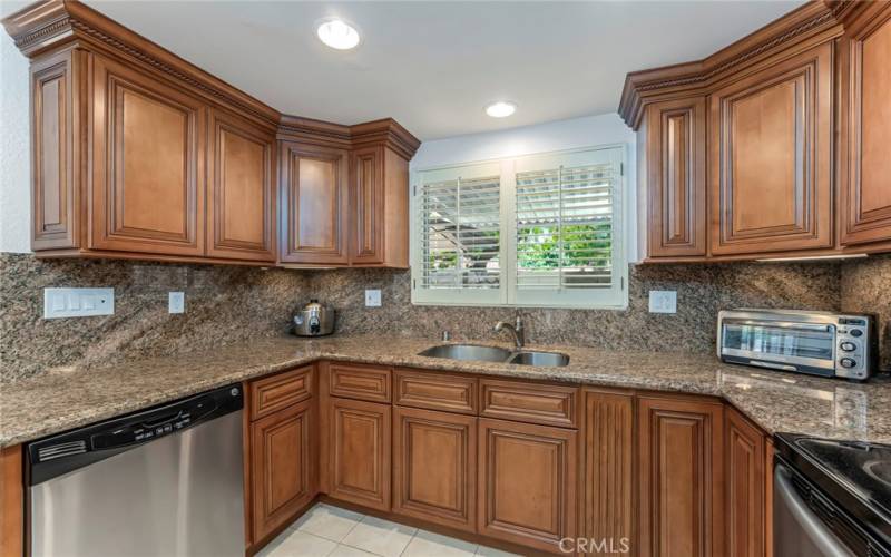 Stainless steel sink