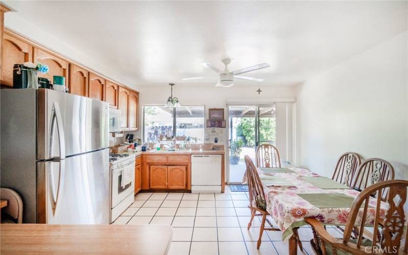 Kitchen/dining area