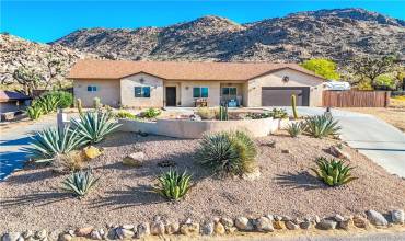 60987 Prescott Trail, Joshua Tree, California 92252, 4 Bedrooms Bedrooms, ,3 BathroomsBathrooms,Residential,Buy,60987 Prescott Trail,JT24105493