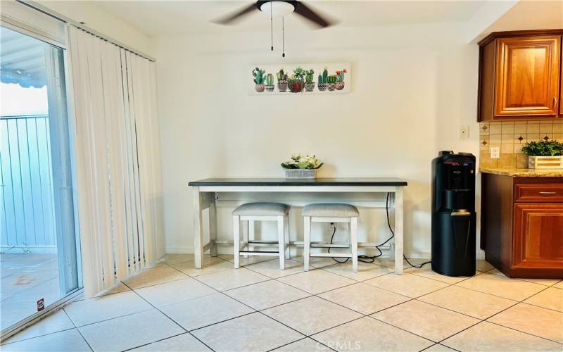 Dining area -view 3