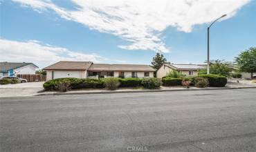 12821 Triple Tree, Victorville, California 92392, 4 Bedrooms Bedrooms, ,2 BathroomsBathrooms,Residential,Buy,12821 Triple Tree,CV24163445