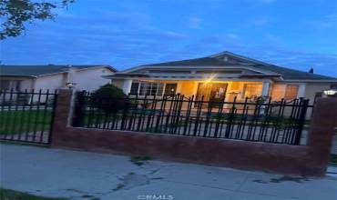 1340 W 55th Street, Los Angeles, California 90037, 3 Bedrooms Bedrooms, ,1 BathroomBathrooms,Residential,Buy,1340 W 55th Street,DW24084740