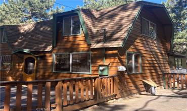 323 Moreno Lane, Sugarloaf, California 92386, 3 Bedrooms Bedrooms, ,2 BathroomsBathrooms,Residential,Buy,323 Moreno Lane,EV24152110