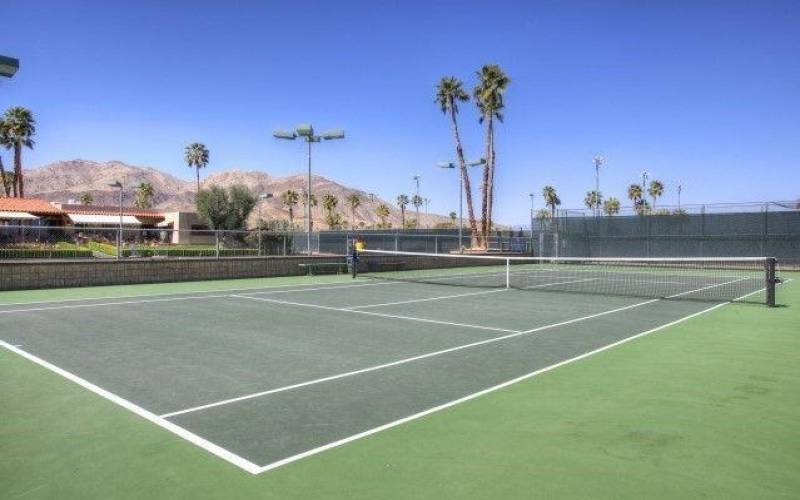 35-web-or-mls-tenniscourtmtnviews