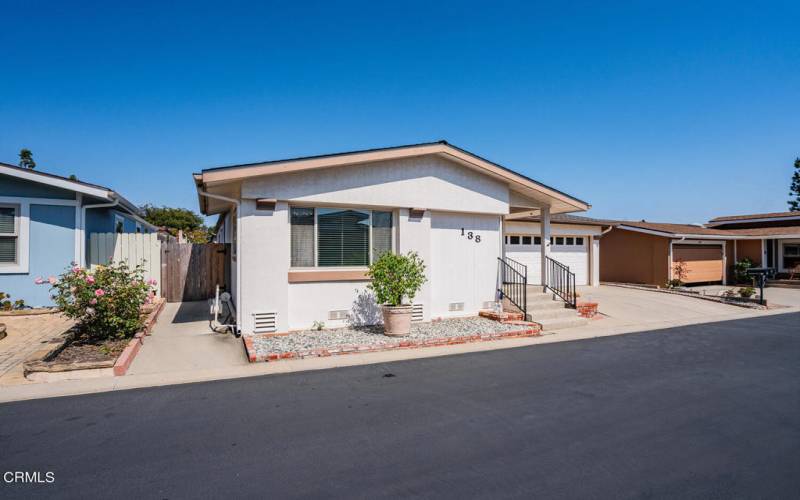 1220 Johnson Dr 138 Ventura CA-large-002