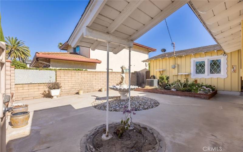 Entering front courtyard