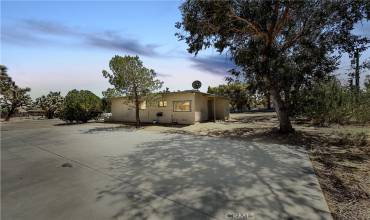 7470 Deer Trail, Yucca Valley, California 92284, 2 Bedrooms Bedrooms, ,1 BathroomBathrooms,Residential,Buy,7470 Deer Trail,EV24161846