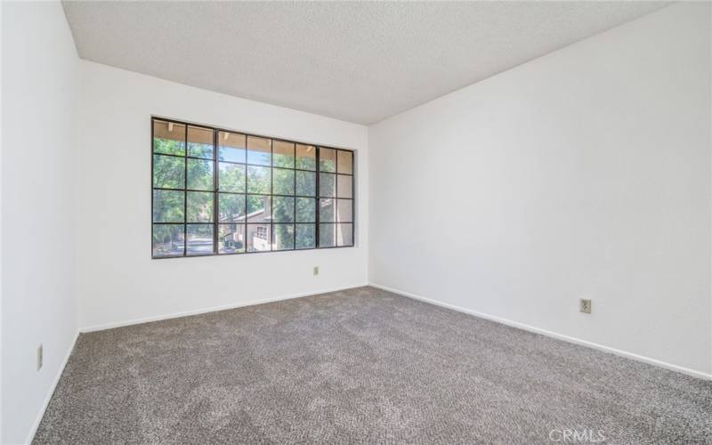 Guest bedroom 2