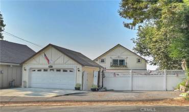 1060 Playground Drive, Crestline, California 92325, 3 Bedrooms Bedrooms, ,2 BathroomsBathrooms,Residential,Buy,1060 Playground Drive,EV24154559