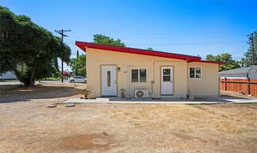 11946 1st Street, Yucaipa, California 92399, 1 Bedroom Bedrooms, ,1 BathroomBathrooms,Residential,Buy,11946 1st Street,CV24161194