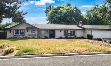 6376 Westview Drive, Riverside, California 92506, 3 Bedrooms Bedrooms, ,2 BathroomsBathrooms,Residential,Buy,6376 Westview Drive,IV24163734