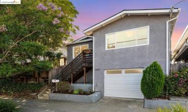 3907 Midvale Ave, Oakland, California 94602, 3 Bedrooms Bedrooms, ,1 BathroomBathrooms,Residential,Buy,3907 Midvale Ave,41066654