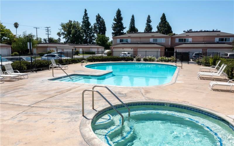 Community Pool and Jacuzzi