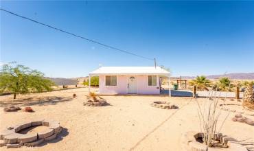 79780 Sherrie Lane, 29 Palms, California 92277, 1 Bedroom Bedrooms, ,1 BathroomBathrooms,Residential,Buy,79780 Sherrie Lane,JT24163813