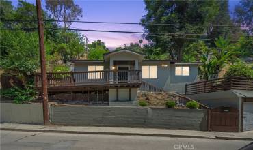 500 Museum Drive, Los Angeles, California 90065, 2 Bedrooms Bedrooms, ,1 BathroomBathrooms,Residential,Buy,500 Museum Drive,PW24163642