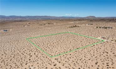 1851 Sunever Road, Joshua Tree, California 92252, ,Land,Buy,1851 Sunever Road,JT24094366