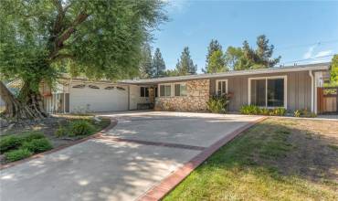 22951 Austin Street, Woodland Hills, California 91364, 3 Bedrooms Bedrooms, ,2 BathroomsBathrooms,Residential Lease,Rent,22951 Austin Street,SR24162219