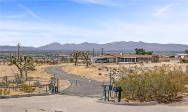 11770 Itoya Vista Street, Apple Valley, California 92308, 3 Bedrooms Bedrooms, ,2 BathroomsBathrooms,Residential,Buy,11770 Itoya Vista Street,DW24164178