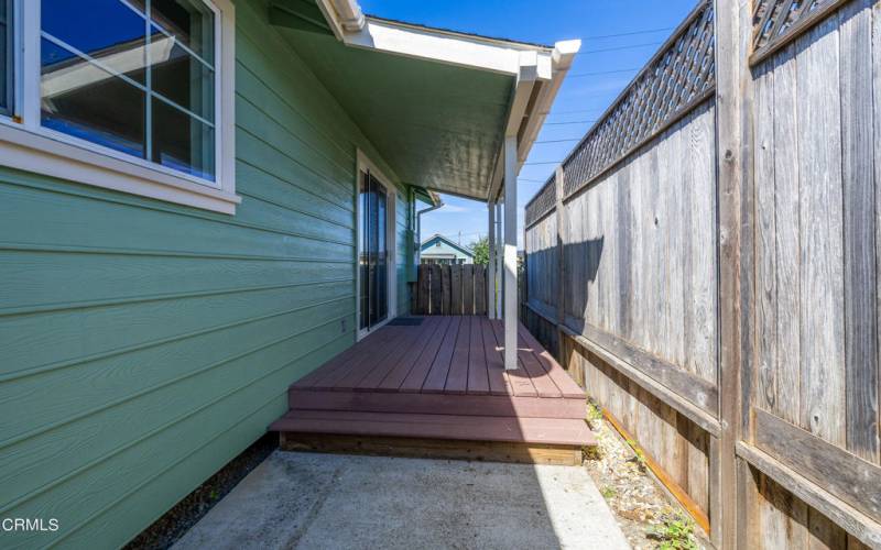 Side deck off of Living Room