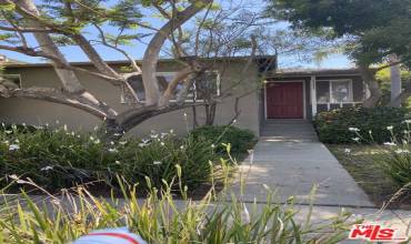 2333 28th Street, Santa Monica, California 90405, 2 Bedrooms Bedrooms, ,1 BathroomBathrooms,Residential Lease,Rent,2333 28th Street,24425793