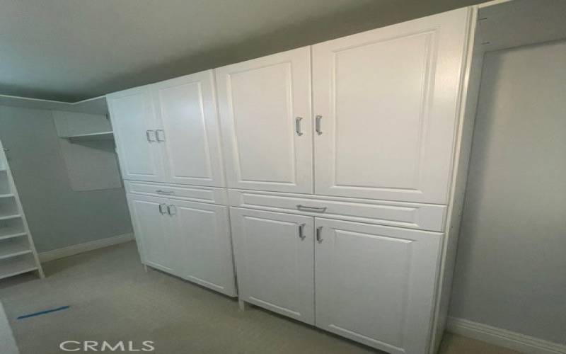 Built-in Cabinets in Master Closet