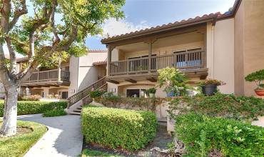 215 S Cross Creek Road E, Orange, California 92869, 1 Bedroom Bedrooms, ,1 BathroomBathrooms,Residential,Buy,215 S Cross Creek Road E,PW24164427