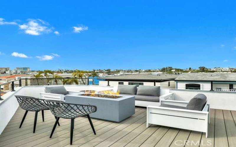 Roof deck with fire pit & bay views