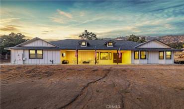 27921 Bear Valley Road, Tehachapi, California 93561, 4 Bedrooms Bedrooms, ,3 BathroomsBathrooms,Residential,Buy,27921 Bear Valley Road,SR24162010