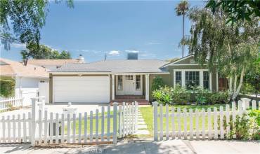 4228 Hazeltine Avenue, Sherman Oaks, California 91423, 2 Bedrooms Bedrooms, ,2 BathroomsBathrooms,Residential Lease,Rent,4228 Hazeltine Avenue,SR24164046