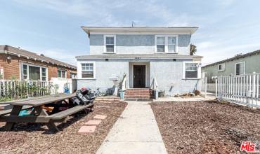 2641 Pomeroy Avenue, Los Angeles, California 90033, 4 Bedrooms Bedrooms, ,Residential Income,Buy,2641 Pomeroy Avenue,24426167