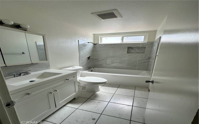 2nd bathroom