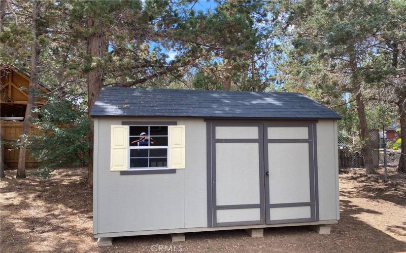 Storage shed 8 X 12