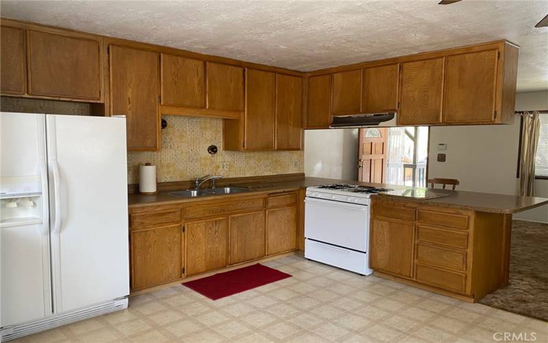 Super roomy kitchen open living room