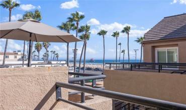 1200 Pacific Coast Highway 313, Huntington Beach, California 92648, 1 Bedroom Bedrooms, ,1 BathroomBathrooms,Residential,Buy,1200 Pacific Coast Highway 313,WS24165224