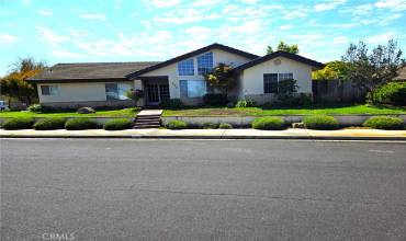 858 Firefox Drive, Santa Maria, California 93455, 3 Bedrooms Bedrooms, ,2 BathroomsBathrooms,Residential,Buy,858 Firefox Drive,NS24165483