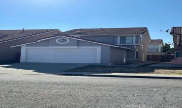 719 Matthisen Circle, Compton, California 90220, 3 Bedrooms Bedrooms, ,2 BathroomsBathrooms,Residential,Buy,719 Matthisen Circle,IV24166059