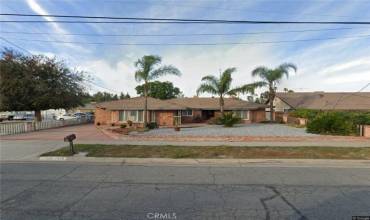 17570 Hawthorne Avenue, Fontana, California 92335, 4 Bedrooms Bedrooms, ,4 BathroomsBathrooms,Residential,Buy,17570 Hawthorne Avenue,CV24147123