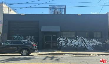 1524 E 15th Street, Los Angeles, California 90021, ,Commercial Sale,Buy,1524 E 15th Street,24426637