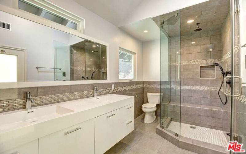 MAster Bath