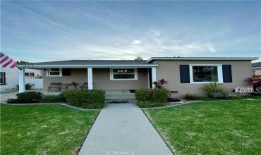 10419 Hildreth Avenue, South Gate, California 90280, 3 Bedrooms Bedrooms, ,1 BathroomBathrooms,Residential,Buy,10419 Hildreth Avenue,PW24165615